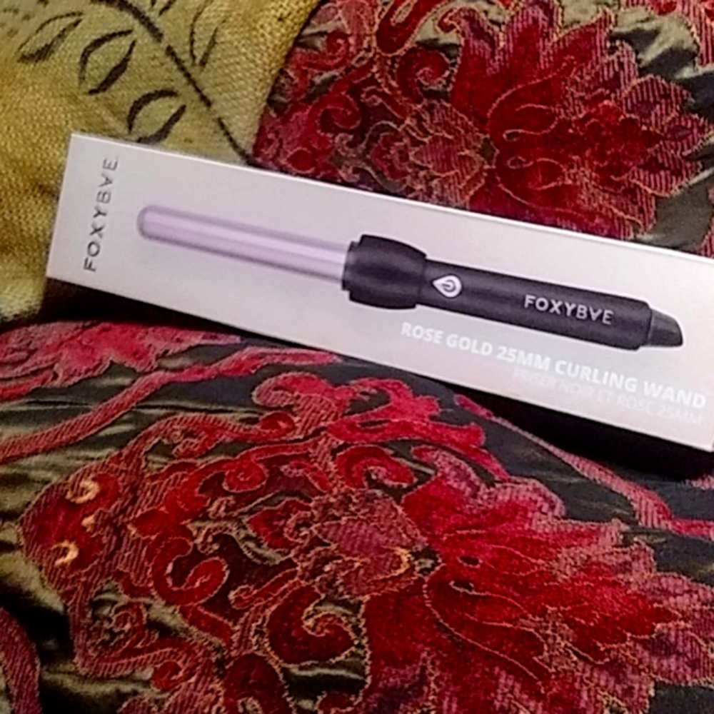 FOXYBAE curling wand
